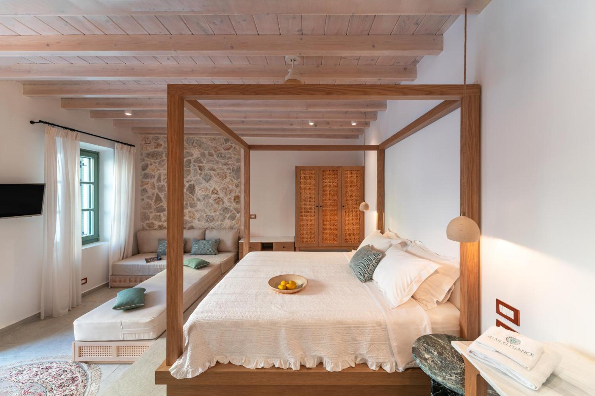 Nisomar Suites Sými Buitenkant foto